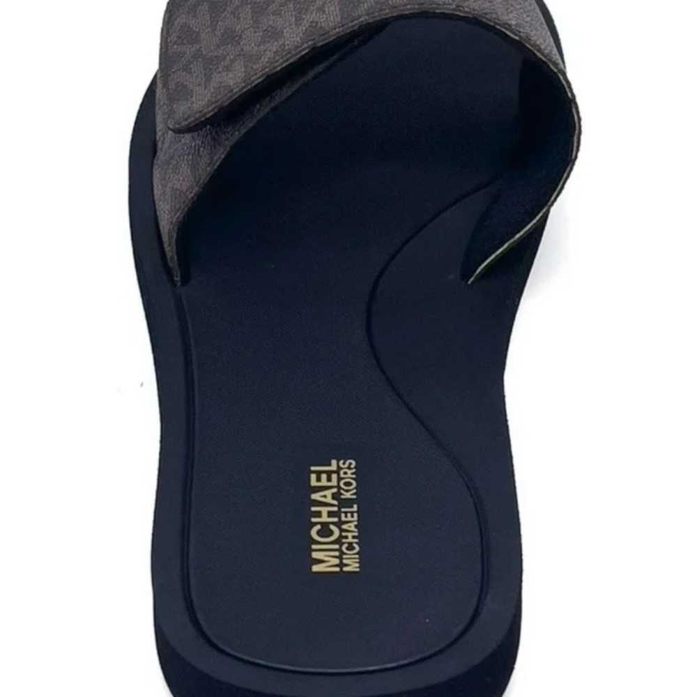 Michael Kors Wade Slide Sandals Brown MK Logo Size 8M Women’s New - Picture 5 of 5